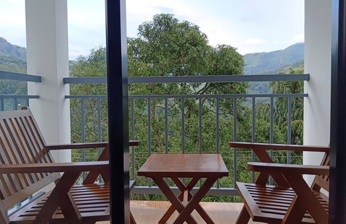 Chithirapuram House | A perfect Homestay with Wi-Fi has 8 Bed Rooms with balcony in Munnar
