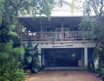 Summerplace House | A Place on Pebble Path