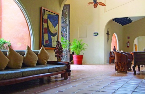 Almacen Resort | A private peninsula in Zihuatanejo Bay!