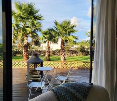 Aewol House | A private space in the western village of Jeju, where you can see the ocean of Aewol and Hallasan, pet-friendly