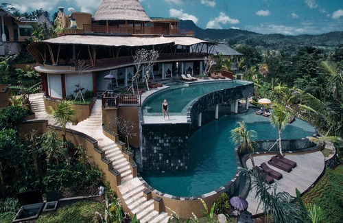 Sidemen Resort | A resort that has a 360° panoramic hillside and surrounded by rice fields