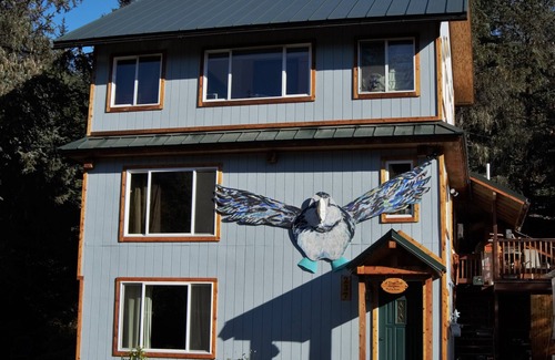 Alyeska Apartment | A Slope Side Apartment by Alyeska Resort. Private, Affordable