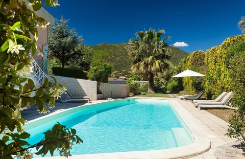 Poggio dei Pini Villa | A spacious, modern villa with a private pool
