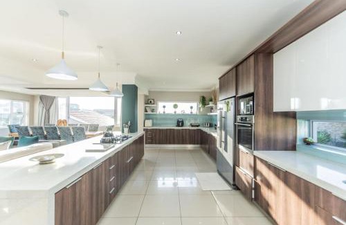 Humewood House | A Stone's Throw