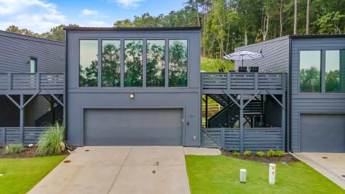 Waleska House | A Stoney Marina - Lake Arrowhead Lake View Condo Rental