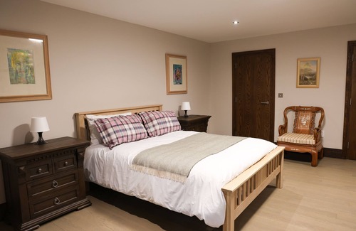 Letterkenny House | A Stunning Haven Ideal for Groups