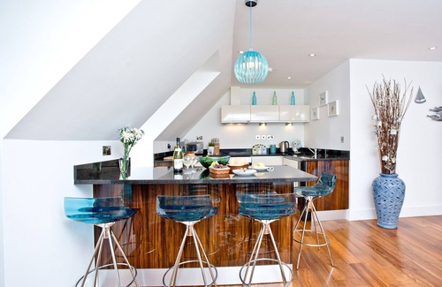 Newquay Apartment | A stylish apartment set in an idyllic location in Watergate Bay.