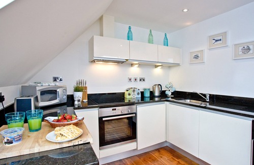 Newquay Apartment | A stylish apartment set in an idyllic location in Watergate Bay.