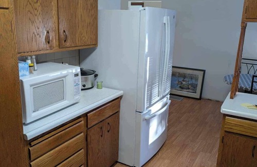 Britton House | A Touch of Green-delightful 2 bdrm house in Britton S.D. with Garage.