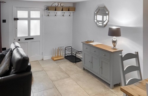Portinscale Cottage | A traditional Lakeland cottage situated in the heart of Portinscale village.