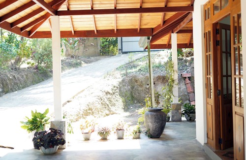 Menikhinna House | A tranquil escape into Sri Lankan Kandyan elegance