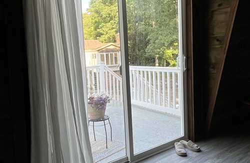 Greenwood Cottage | -A travelers cottage - A place to rest after a busy day.