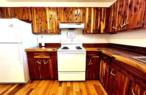 Boswell Cabin | A two-bedroom mountain cabin with a priceless view