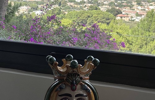 Marsala Villa | A typical 19th-century Sicilian dimora with tuff finishes and stunning view