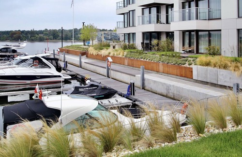 Orlinki Apartment | A unique stay in a modern seaside marina.