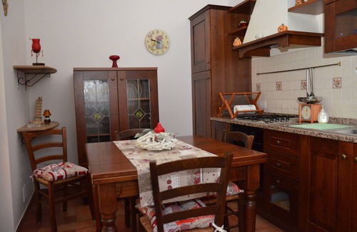 Pistoia House | A VALE OF HOUSE - for rural holiday accommodation