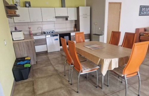 Vrvari Apartment | A4+2 - Two Bedroom Apartment, Sleeps 6