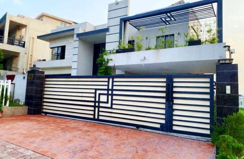 Bahria Town House | AAA luxury Guest House