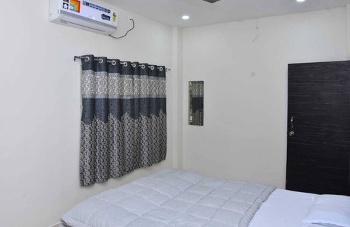 Ujjain Bed & Breakfast | Aatithya home stay.