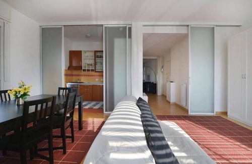 Zona Zara Apartment | Abbadesse, Bright 2 Br Apartment By Halldis