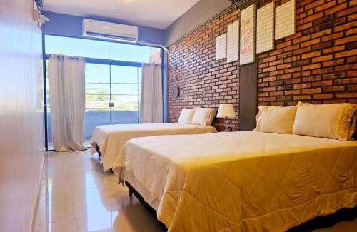 Fernando De La Mora Apartment | Abbey Road Inn II