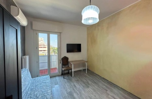 Crocetta-San Lazzaro-Modena Est Apartment | Abbot Modenese Suite
