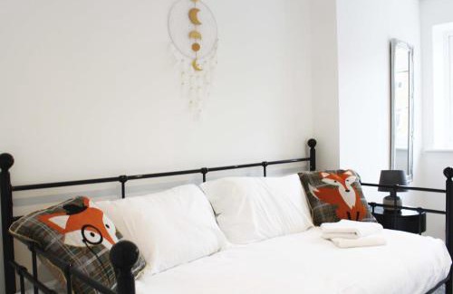 Abingdon Apartment | Abingdon - Private Flat with Parking 09