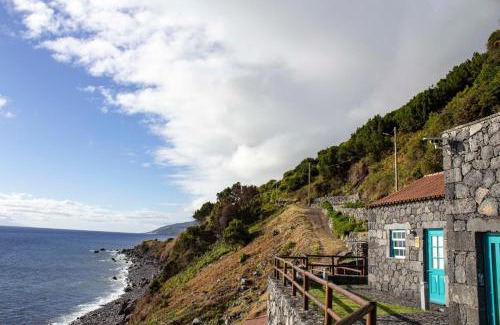 Calheta House | Abrigo da Cascata - Casas de Campo - São Jorge