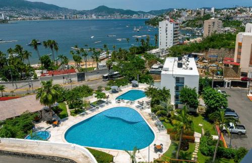 Las Playas Apartment | Acapulco Retreat with Bay Views & Amenities
