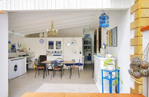 Solfarelli Villa | Acasaammari - 2 Baths, Garden, WiFi, Summer-Kitchen, by the SEA, public POOL
