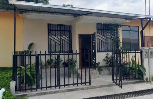 Moyobamba Apartment | Acogedor Suite en Moyobamba - Medellín House I