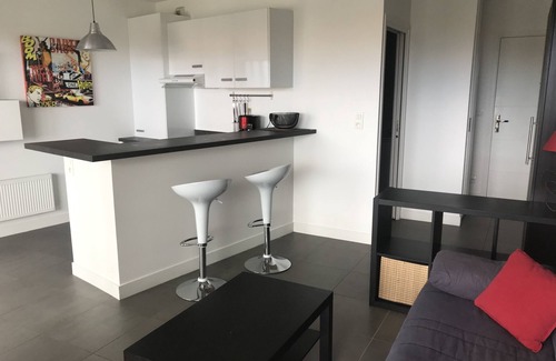 Kokotia Apartment | Acotz, near Guéthary: Magnificent studio with ocean view and beach on foot.