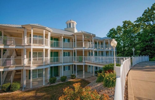 Sheridan Apartment | Acqua Park - Great family fun/Studio