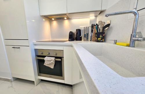 Dafni Apartment | Acropolis Vista View