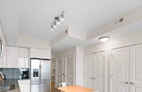 Third Ward Condo | ACS-1804-Uptown Charlotte-Studio w/Roof Top Pool
