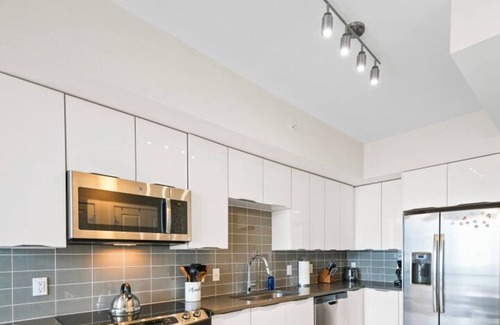 Third Ward Condo | ACS-1804-Uptown Charlotte-Studio w/Roof Top Pool
