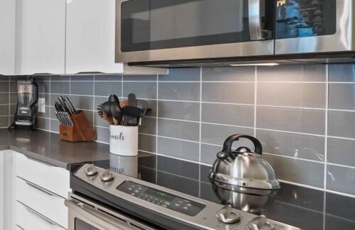 Charlotte Center City Condo | ACS-2805-CityCenter Charlotte-Studio|Roof Top Pool
