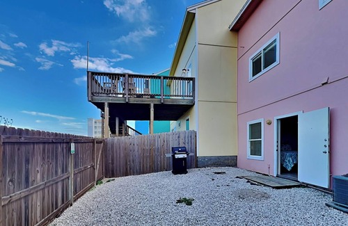 Sand Point House | Ad649-sol Searcher