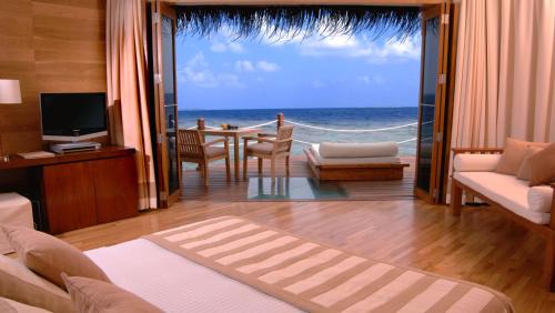Meedhupparu Resort | Adaaran Prestige Water Villas - with Dine around Premium All inclusive - 24 hours
