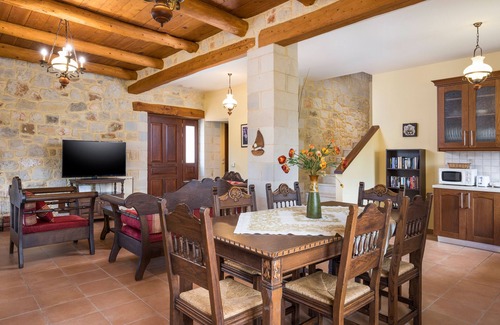 Platanos Villa | Adam Villas | An Iconic Destination near to Falassarna Beach.