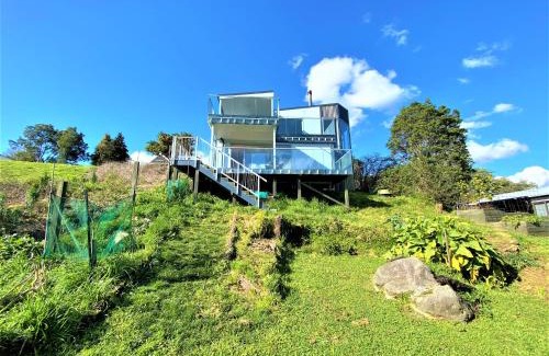 Owhata House | Addictive View - Lakeside Studio