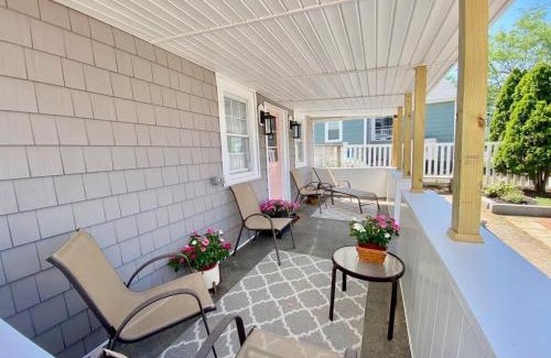 Salisbury Beach House | Addie Shack & Cammie Cabana Pet Friendly 10pp