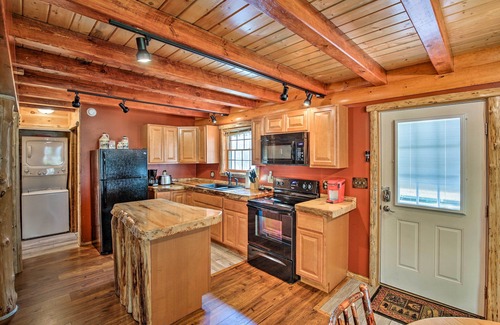 Glenfield Cabin | Adirondack Waterfalls Cabin on River/Spectacular View/Natural Swimming Pool.