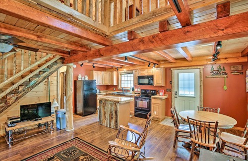 Glenfield Cabin | Adirondack Waterfalls Cabin on River/Spectacular View/Natural Swimming Pool.
