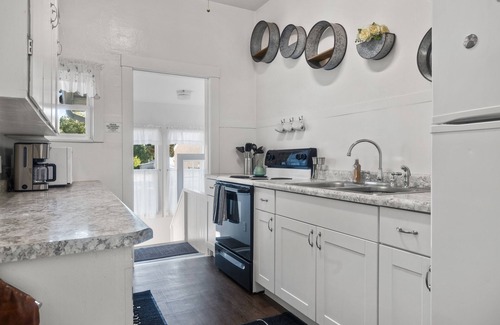 Moorcroft House | Adorable 2 bed, 2 bath, historical home in Moorcroft, Wyoming!