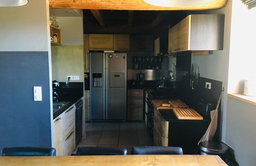 Firmi House | Adorable character house for 8/9 people with no neighbors.
