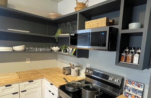 Mid-City District House | Adorable Nola hide away