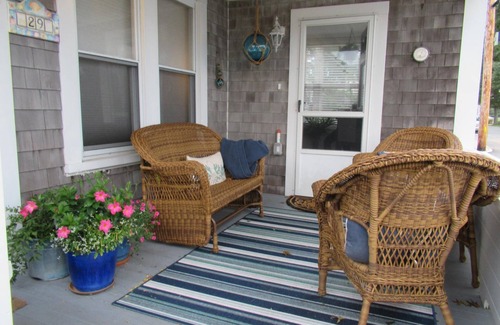 Mattapoisett Apartment | Adorable with Stunning Water Views in The Village