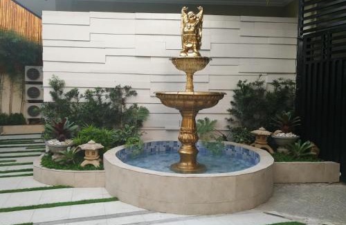 Ermita Night District Villa | Adria Residences - Sapphire Garden - 2 Bedroom for 4 person