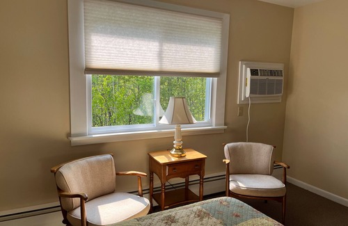East Dorset Hotel | Aerie Inn of Vermont